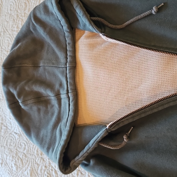 Cabellas Front Zip Lined Men's Hoodie. 3XL Tall - Picture 5 of 5